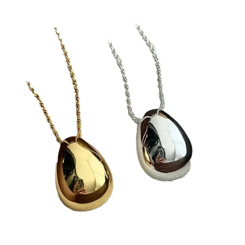 Smooth Metal Teardrop Pendant (Silver & Gold)