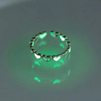 Heart-Shaped Luminous Rings (Select 8 Unique Styles, 4 Colors)